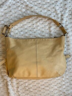 Perlina New York soft yellow/creamy Leather Shoulder Hobo Bag Silver Hardware